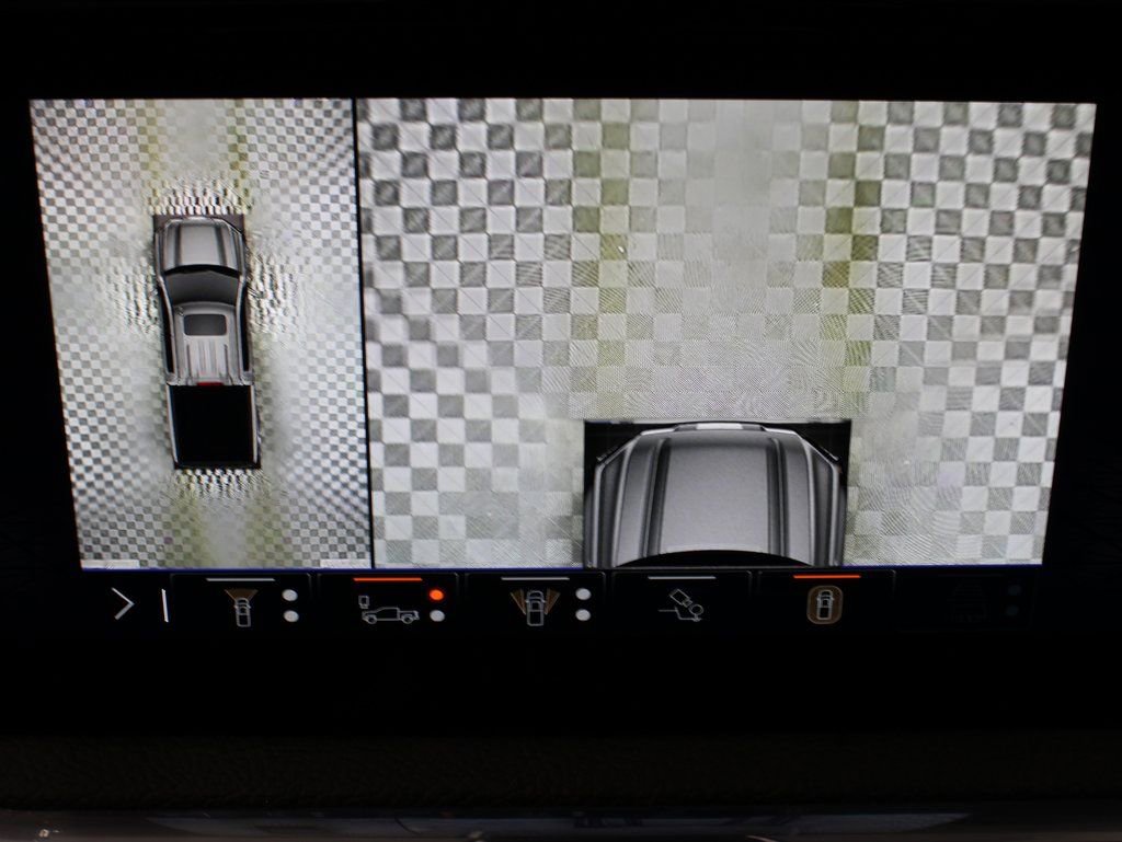 Used 2024 GMC Sierra 1500 Denali w/ Denali Reserve Package AWD/4WD image 19