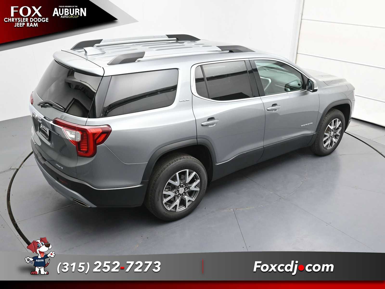 Used 2023 GMC Acadia SLE w/ Driver Convenience Package image 27