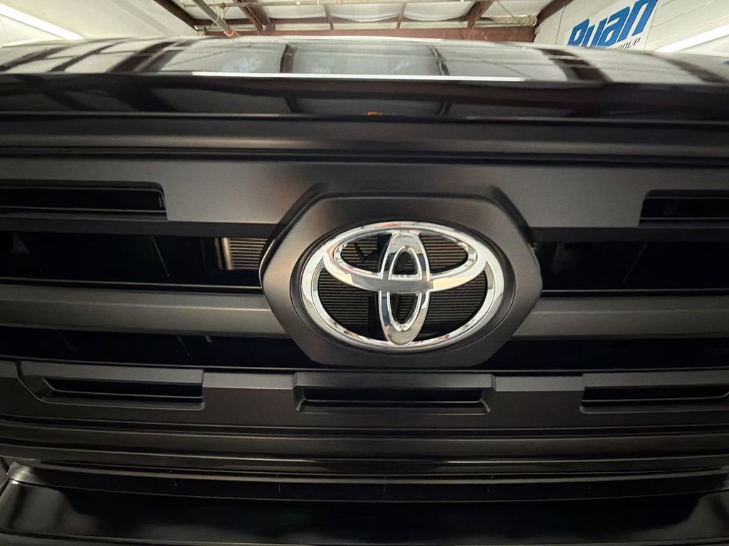 Used 2017 Toyota Tacoma SR w/ SR Convenience Package image 27