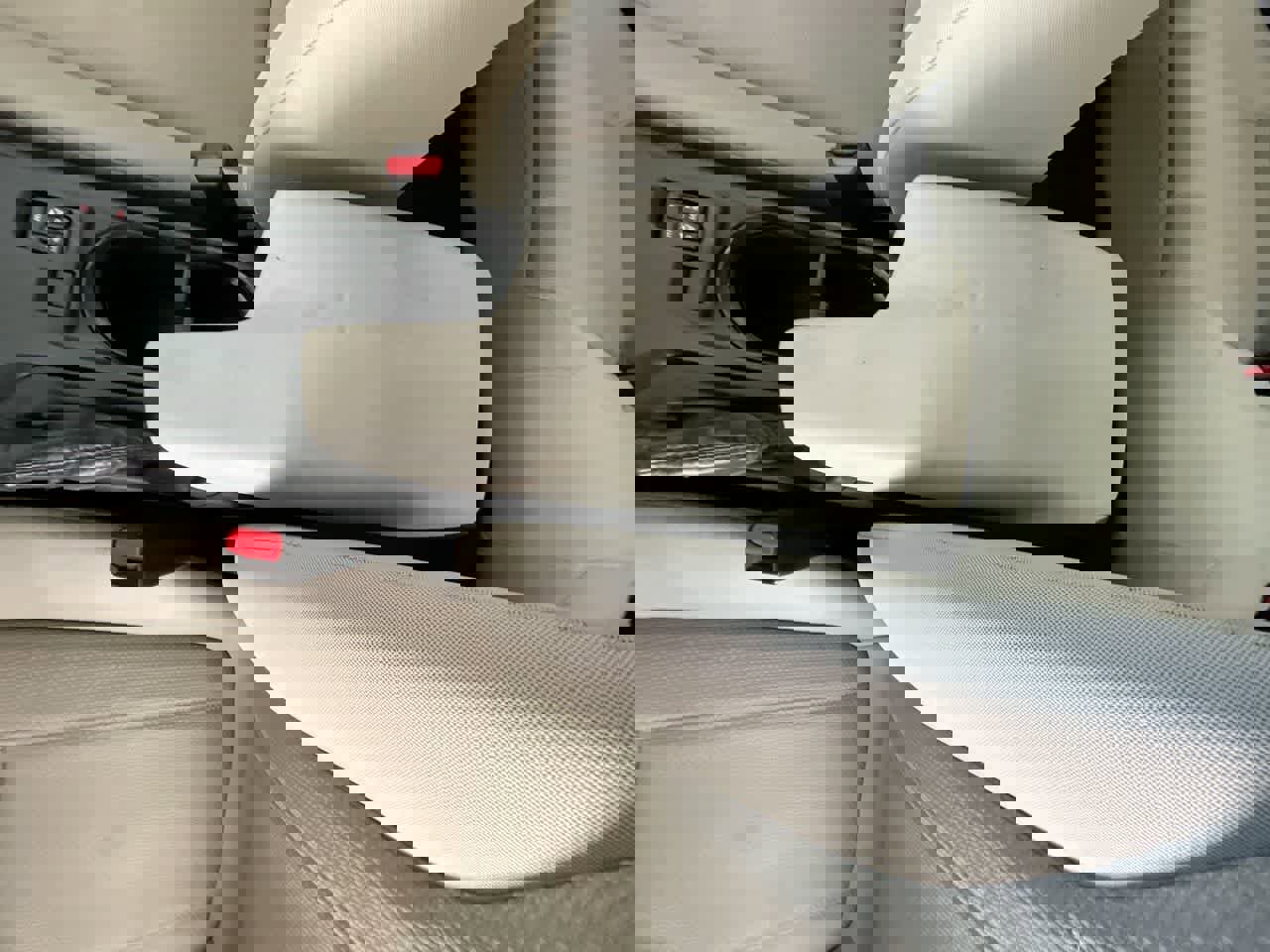 Used 2017 Subaru Impreza 2.0i Premium image 20