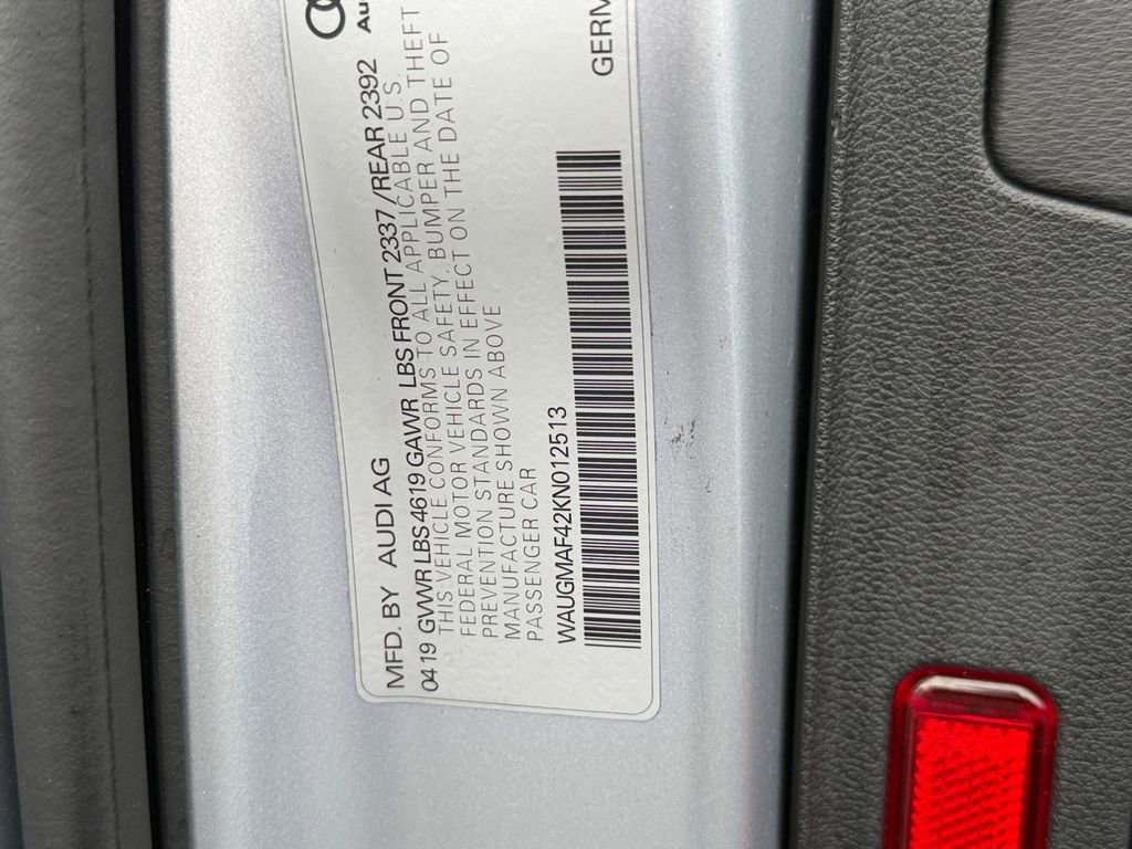 Used 2019 Audi A4 2.0T Premium image 27