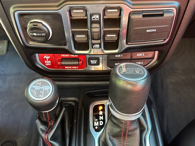 Used 2023 Jeep Wrangler Unlimited Rubicon 4xe AWD/4WD image 32