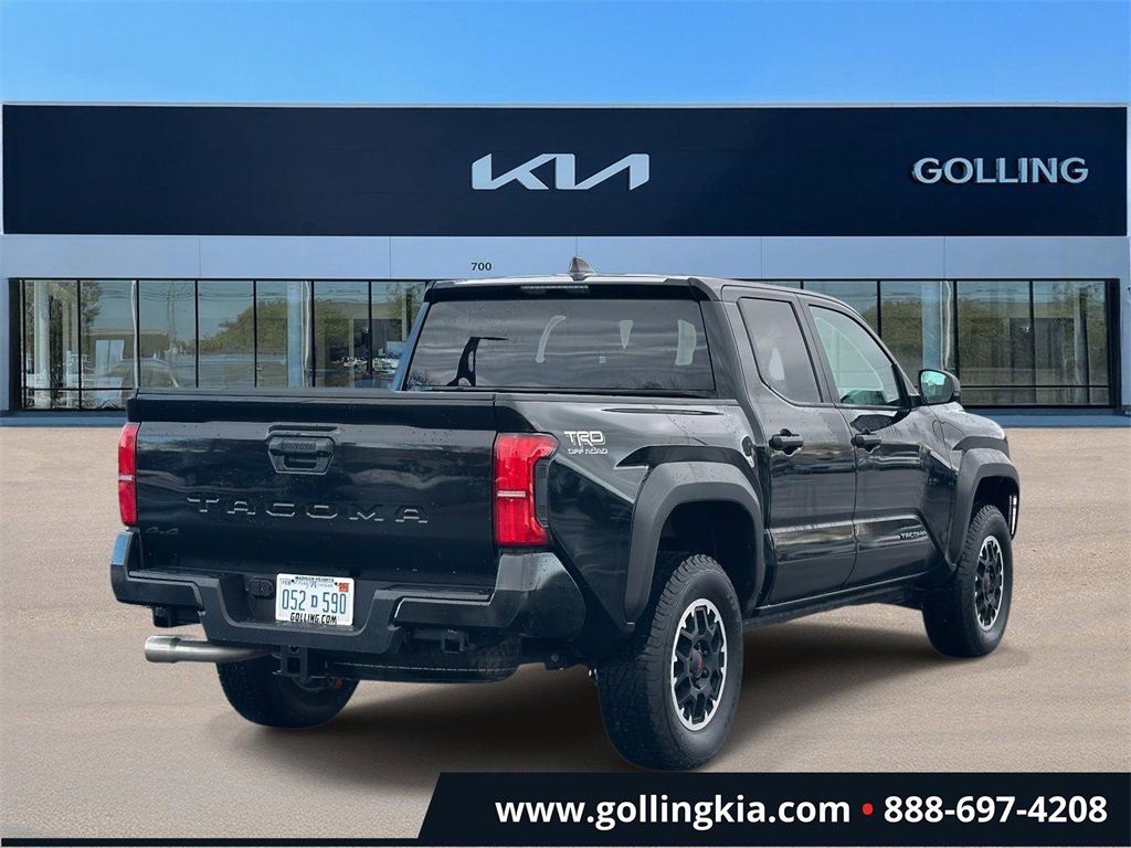 Used 2024 Toyota Tacoma TRD Sport image 3