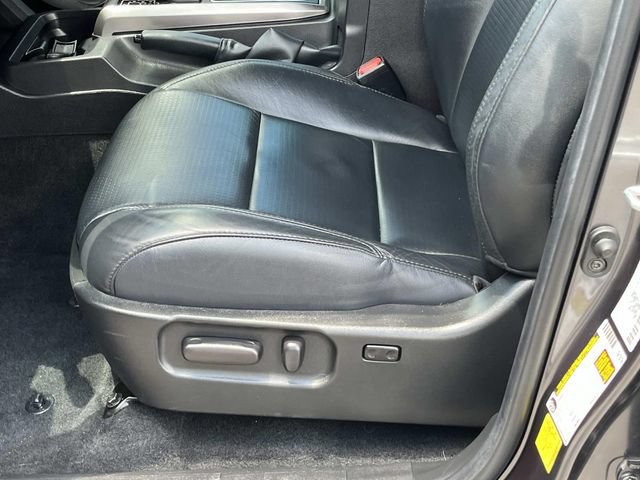 Used 2022 Toyota Tacoma Limited AWD/4WD image 26