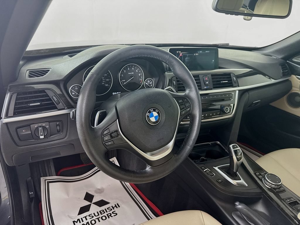 Used 2016 BMW 428i Convertible RWD image 10