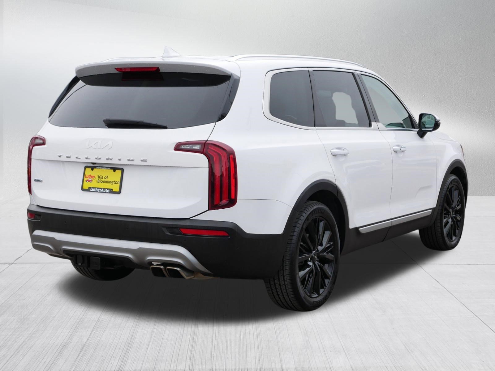 Certified 2022 Kia Telluride SX w/ Towing Package AWD/4WD image 7