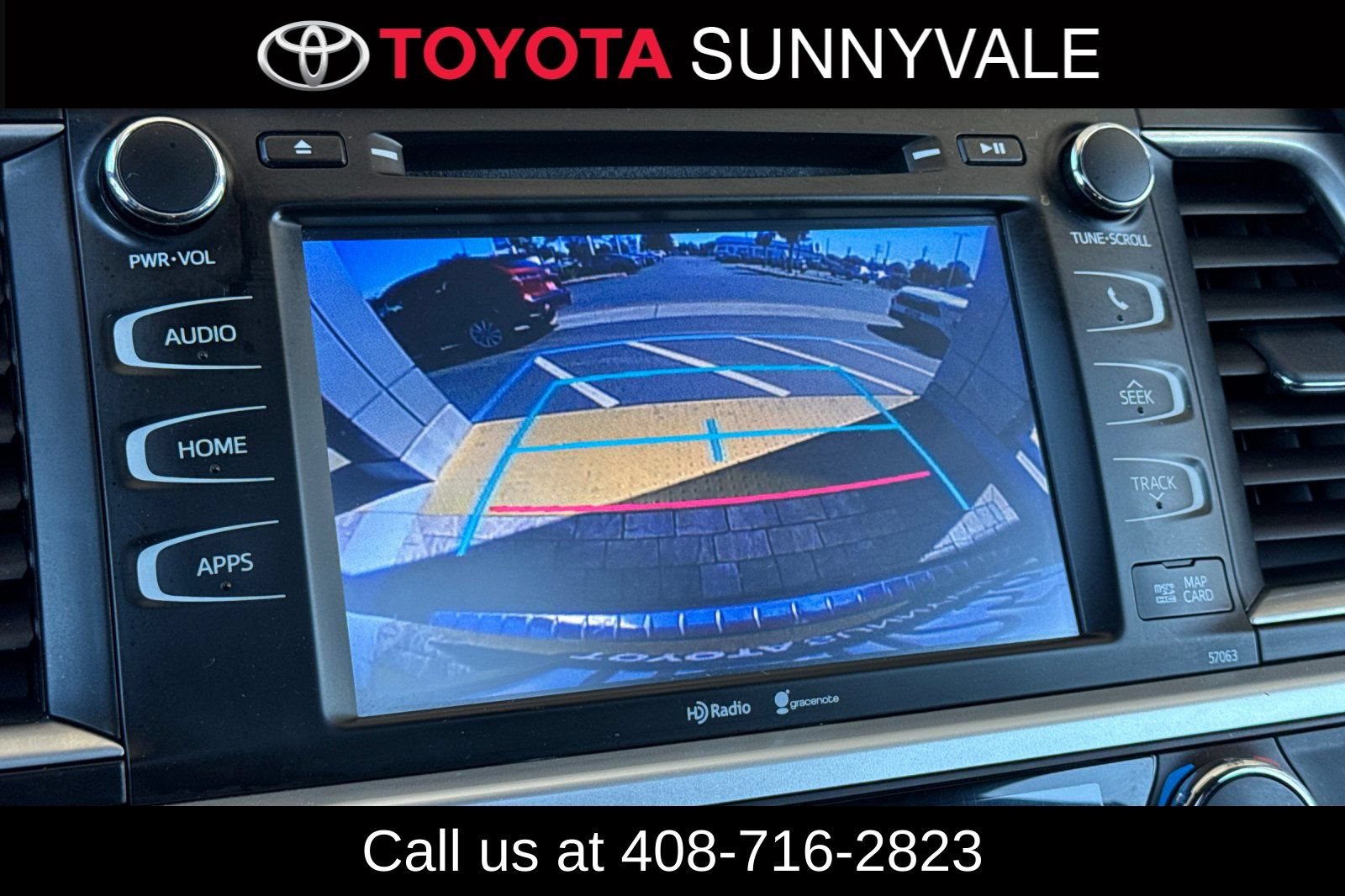 Used 2015 Toyota Highlander XLE FWD image 25