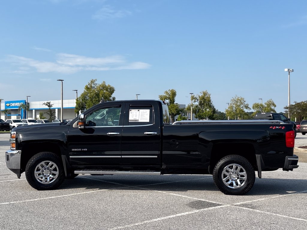 Used 2018 Chevrolet Silverado 3500 LTZ w/ Snow Plow Prep Package AWD/4WD image 26