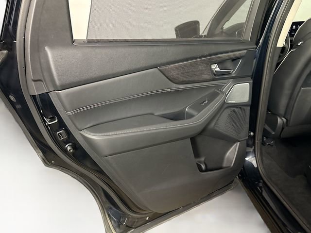 Used 2025 Acura MDX w/ Advance Package image 37