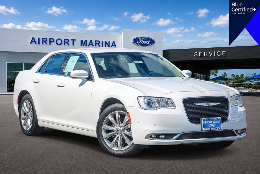 Used 2021 Chrysler 300 Touring L AWD/4WD image 1