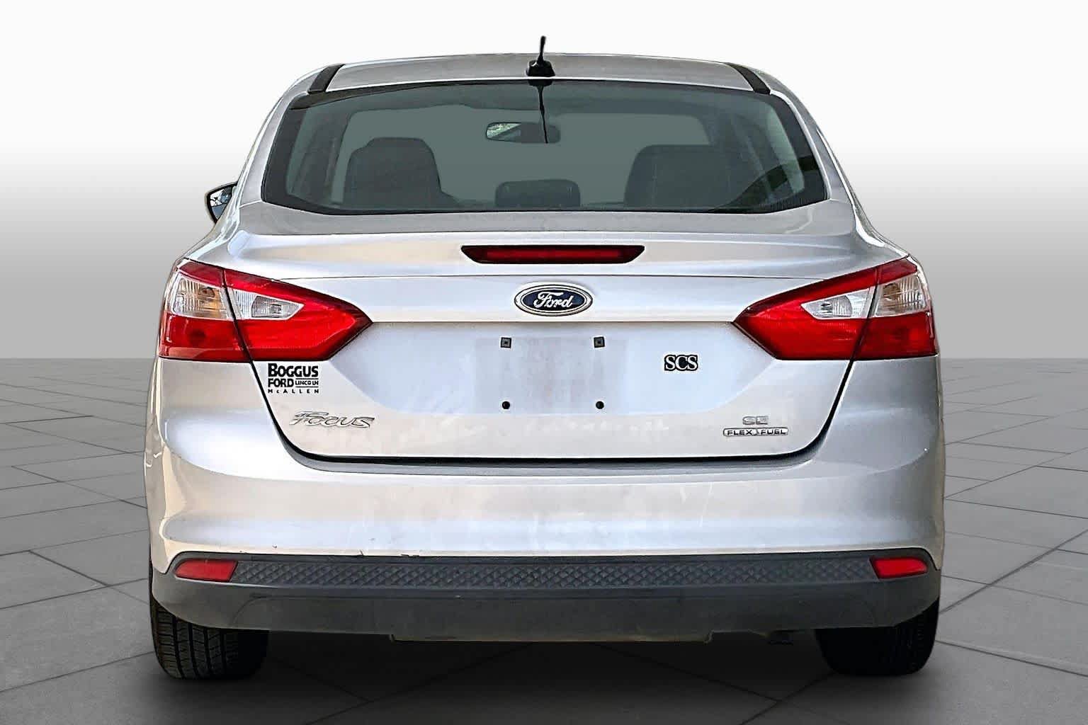 Used 2014 Ford Focus SE FWD image 5