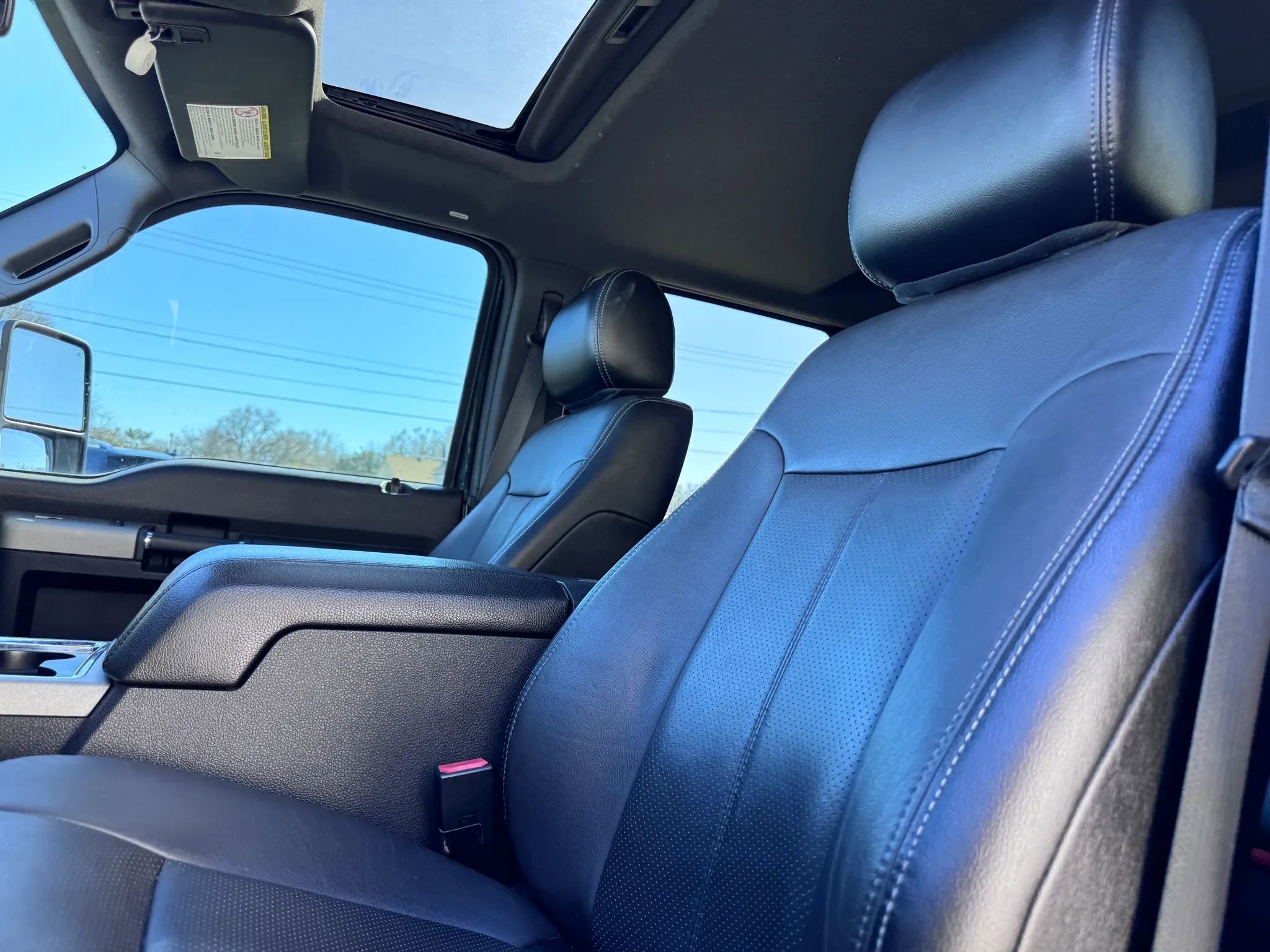 Used 2015 Ford F250 Lariat w/ Lariat Ultimate Package image 22
