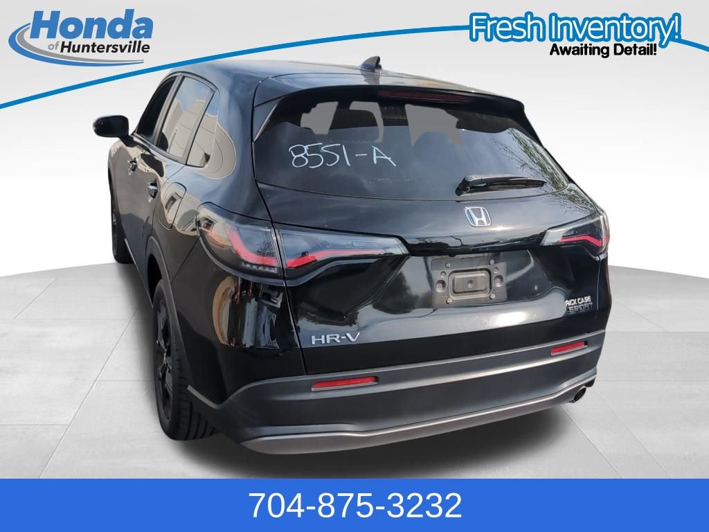 Used 2023 Honda HR-V Sport image 6
