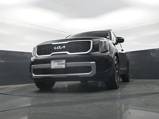 Used 2023 Kia Telluride EX AWD/4WD image 26