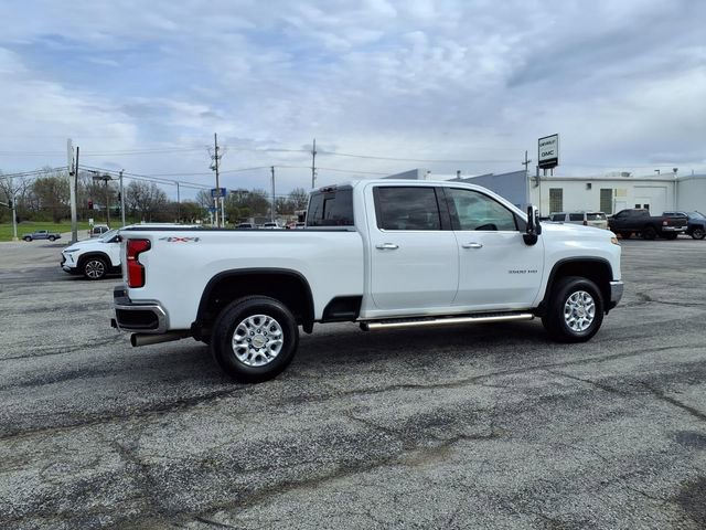 Used 2025 Chevrolet Silverado 3500 LTZ w/ LTZ Convenience Package image 16