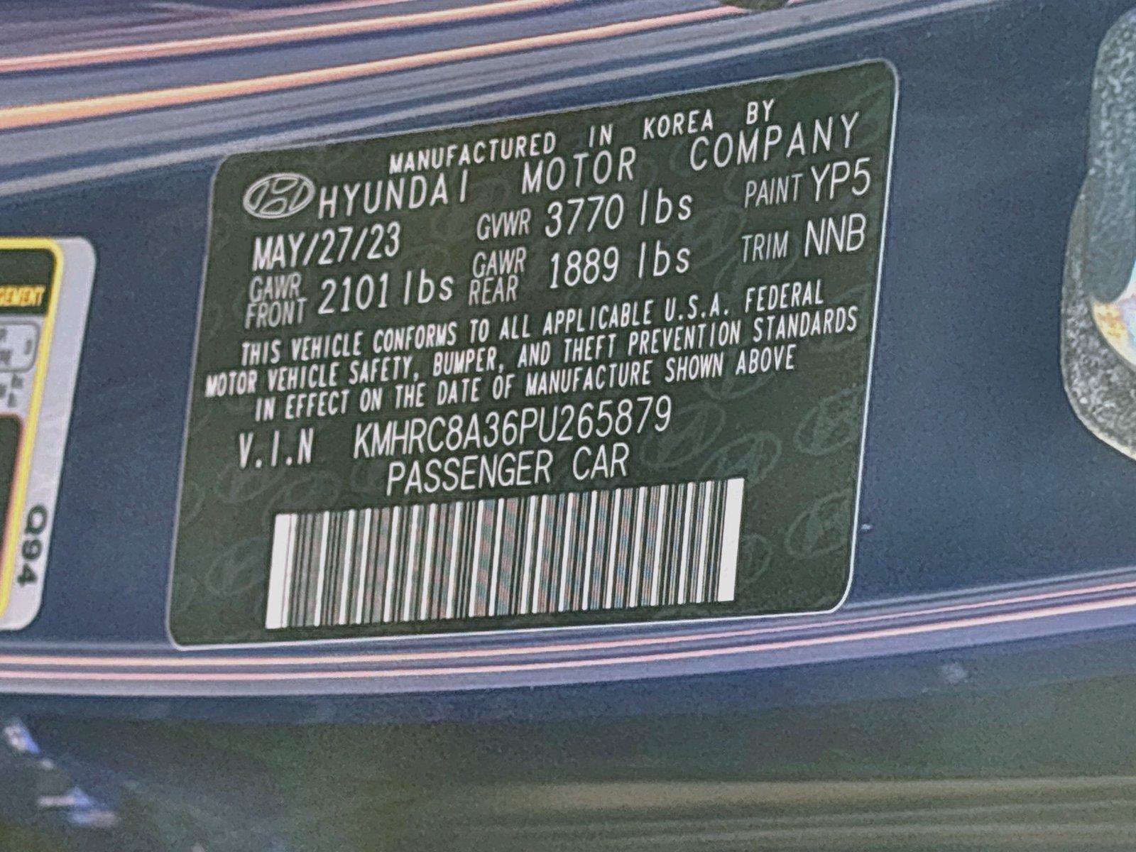 Used 2023 Hyundai Venue Limited FWD image 31