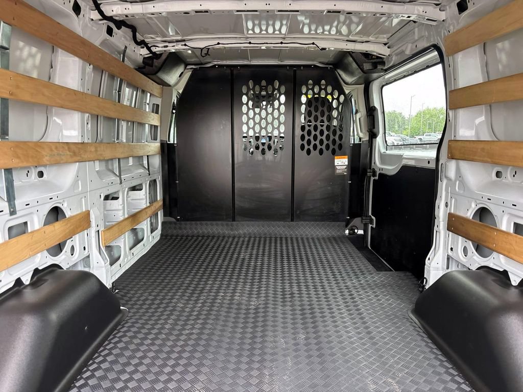 Used 2025 Ford Transit 250 Low Roof w/ Exterior Upgrade Package RWD image 13