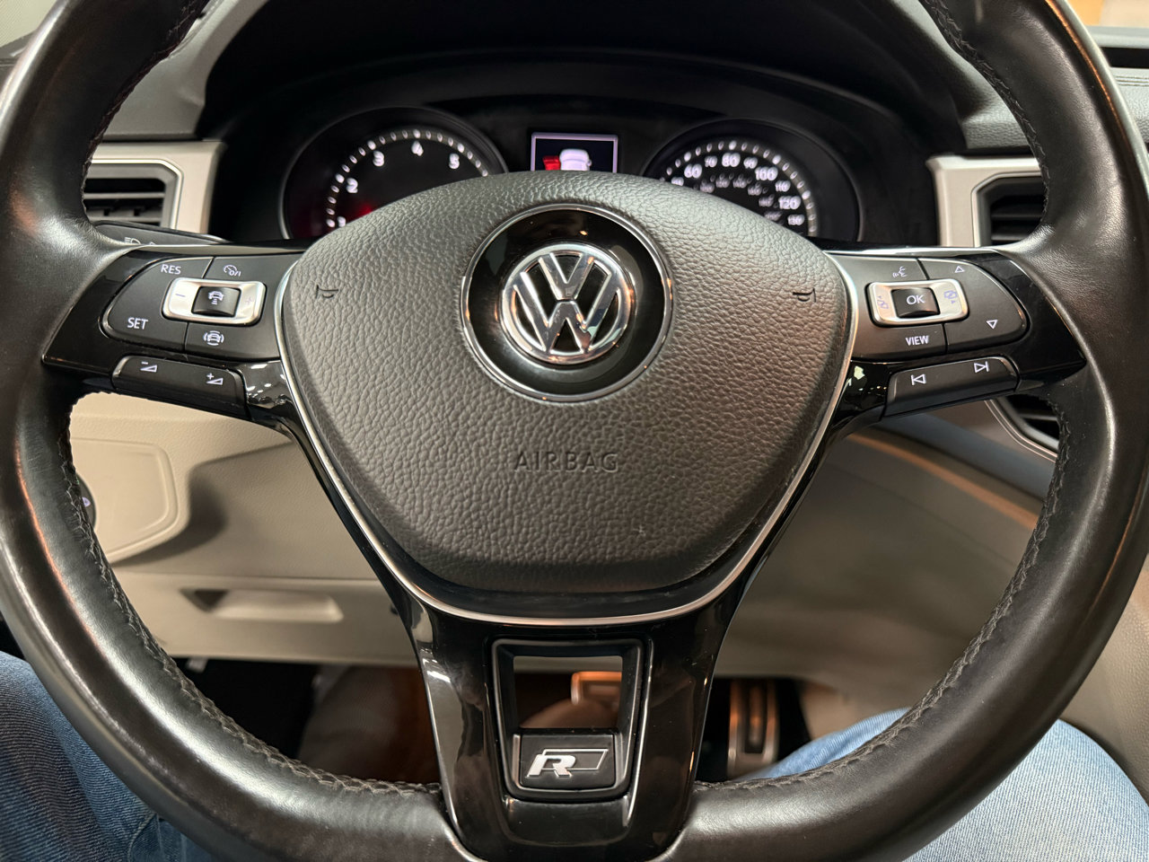Used 2019 Volkswagen Atlas SE image 14