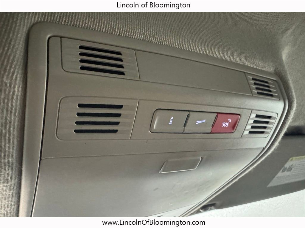 Used 2018 Volkswagen Tiguan SE image 64