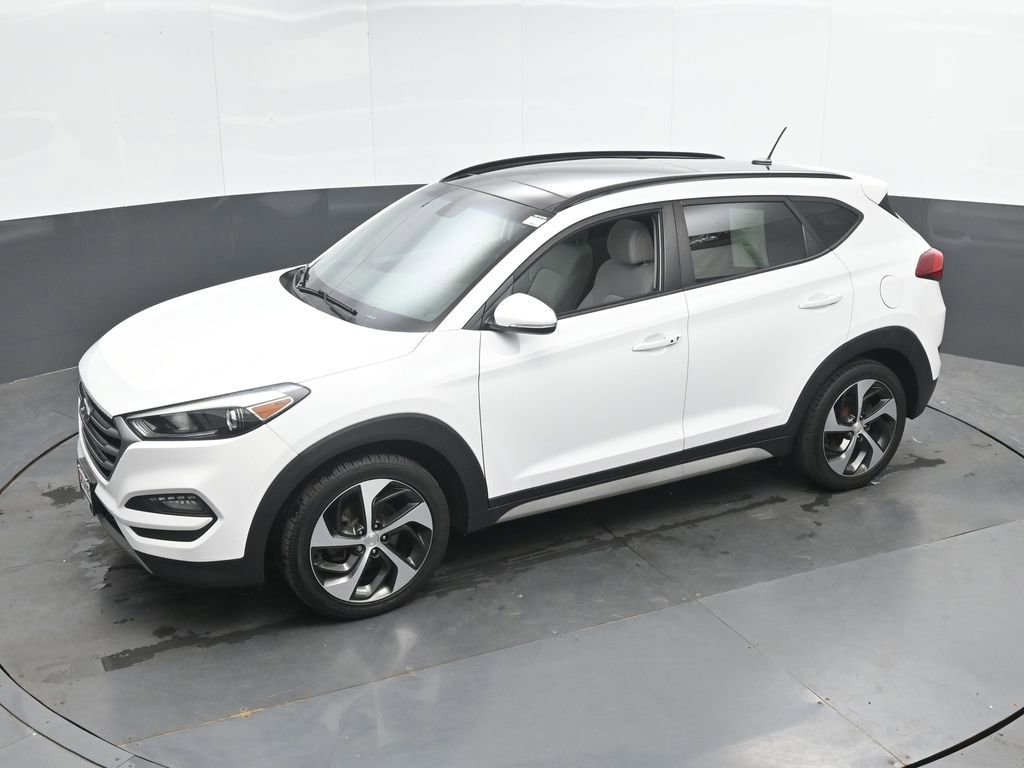 Used 2017 Hyundai Tucson Value AWD/4WD image 29
