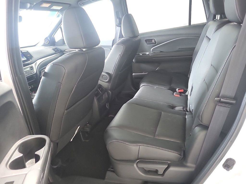 Used 2023 Honda Passport EX-L image 15