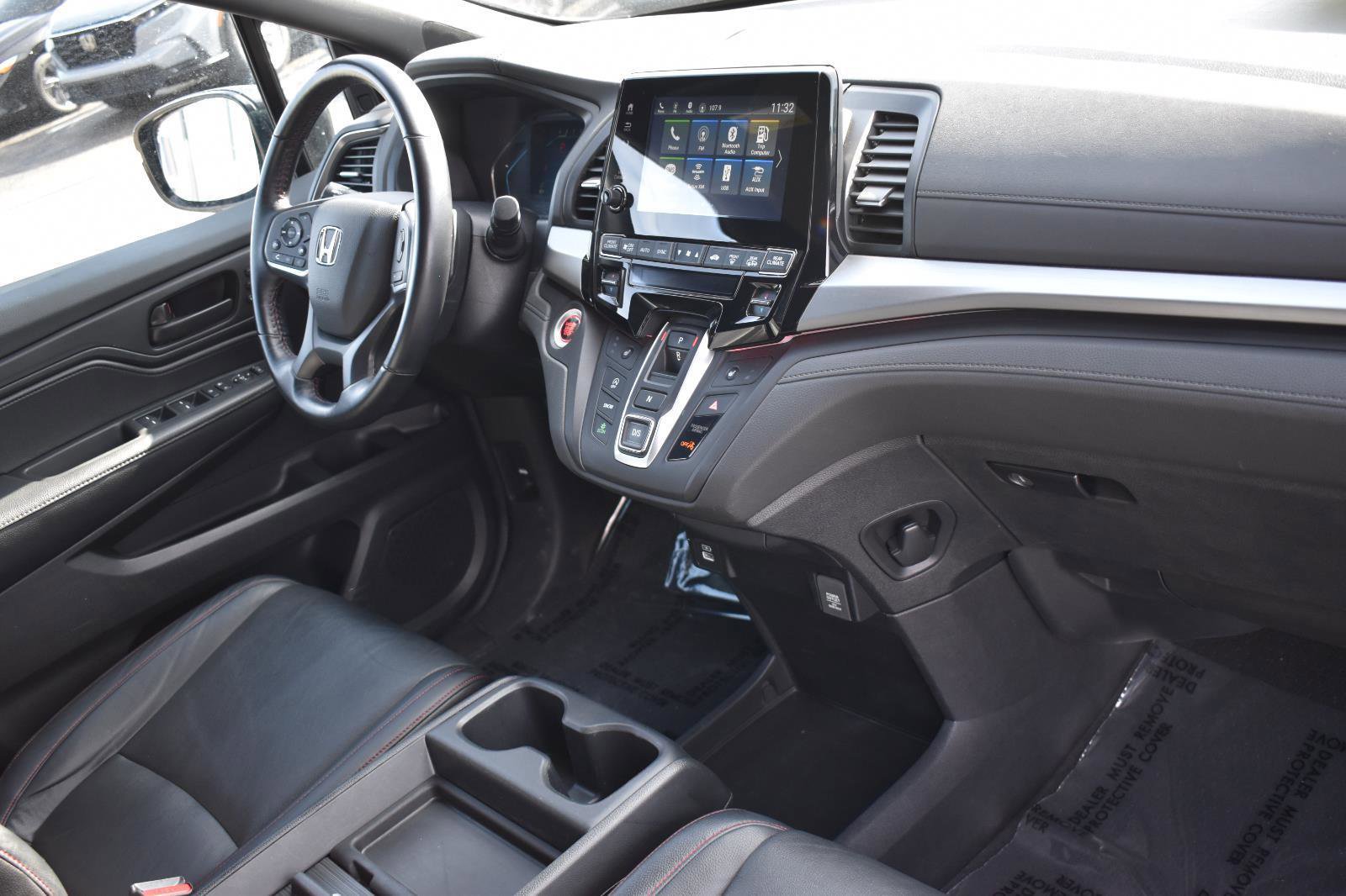 Used 2024 Honda Odyssey Sport image 13