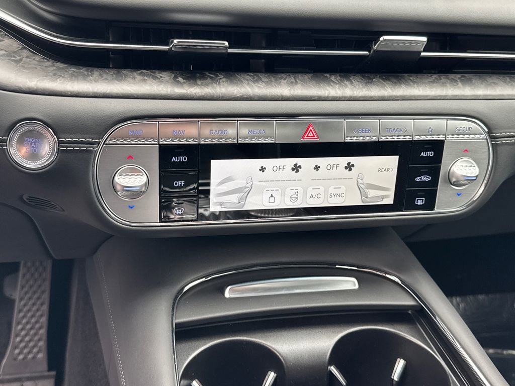 New 2026 Genesis G90 3.5T image 32