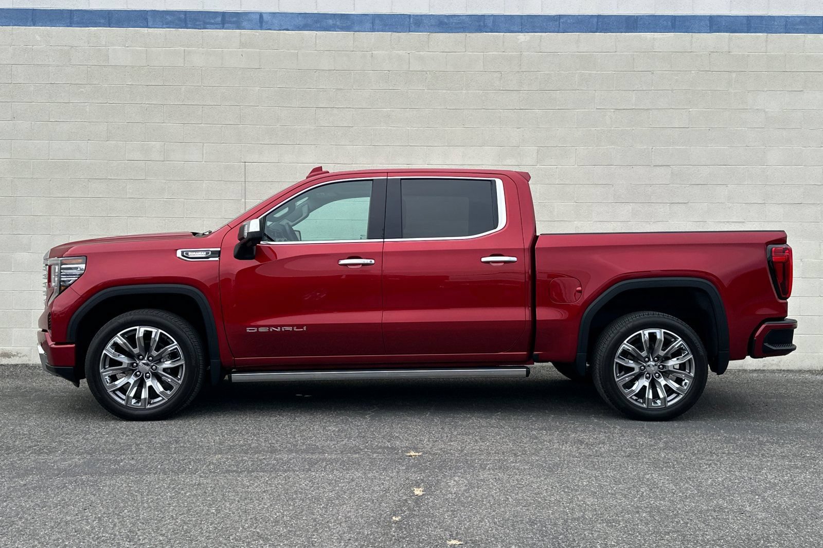 Certified 2024 GMC Sierra 1500 Denali w/ Denali Reserve Package RWD image 7