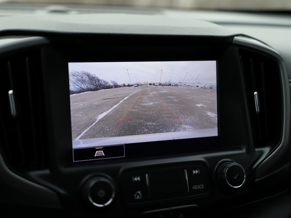 Used 2022 GMC Terrain AT4 image 15