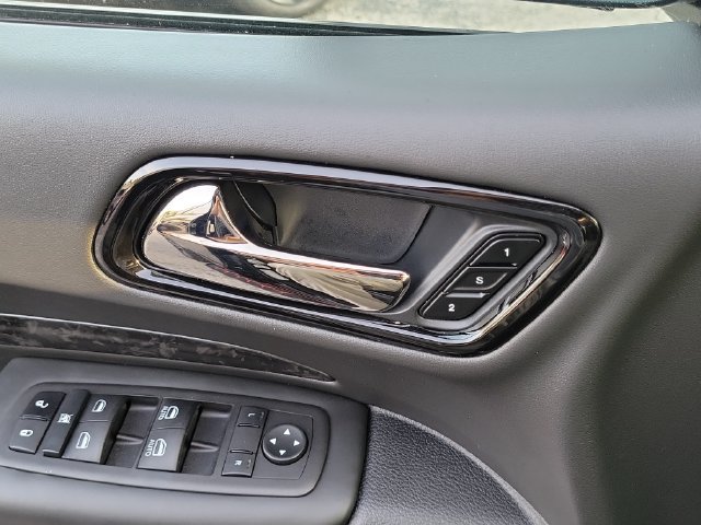Used 2023 Dodge Durango R/T RWD image 18