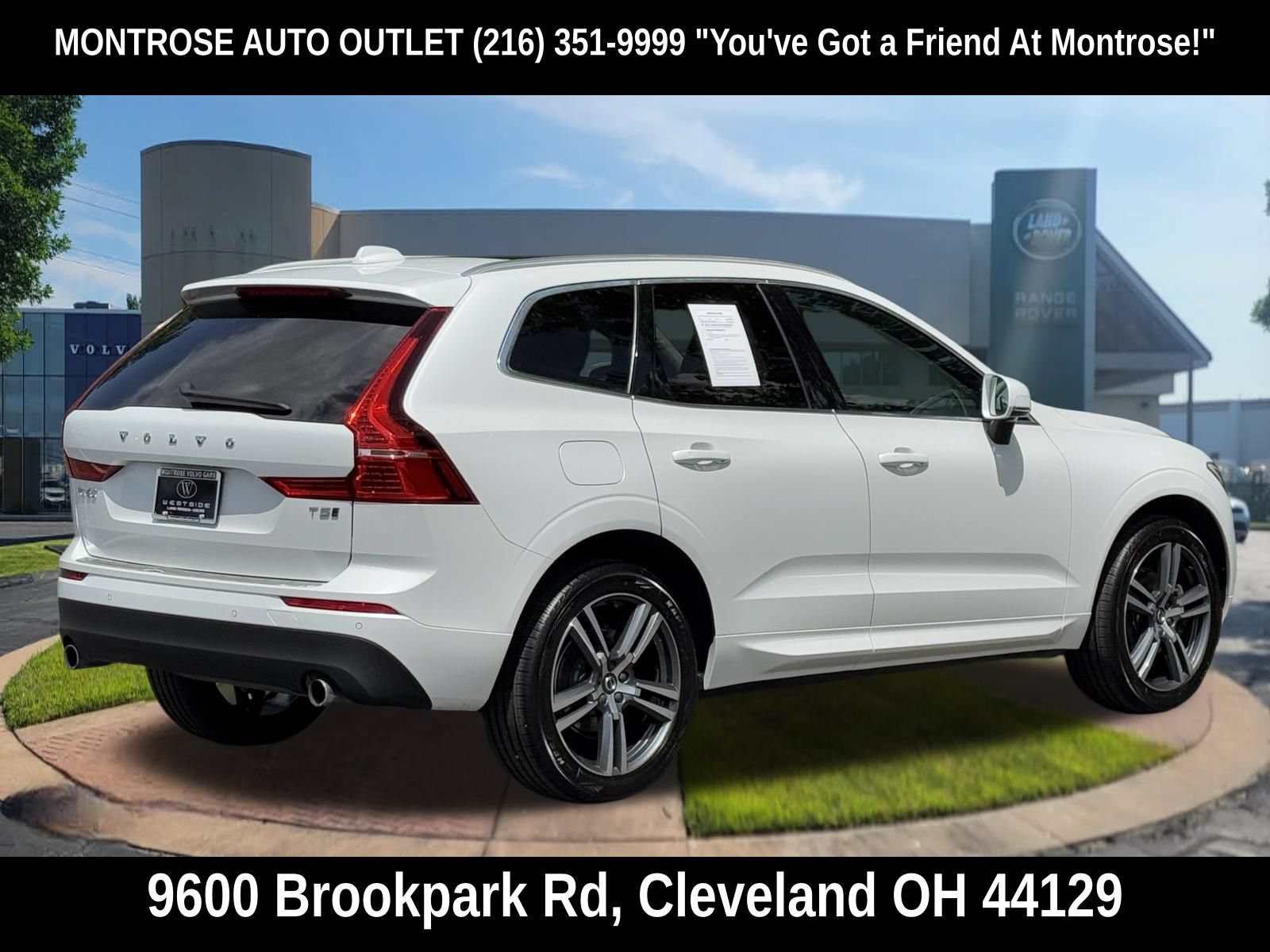 Used 2021 Volvo XC60 T5 Momentum w/ Protection Package AWD/4WD image 4