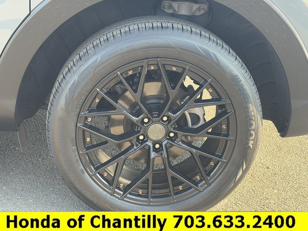 Used 2024 Hyundai Santa Cruz Night AWD/4WD image 28
