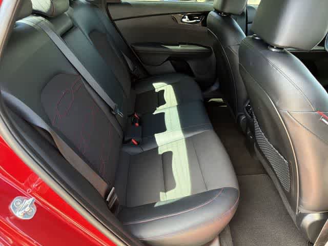 Used 2022 Kia Forte GT w/ GT Technology Package FWD image 17