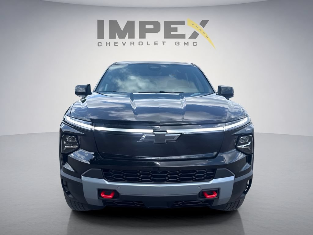 Used 2026 Chevrolet Silverado EV Trail Boss AWD/4WD image 8