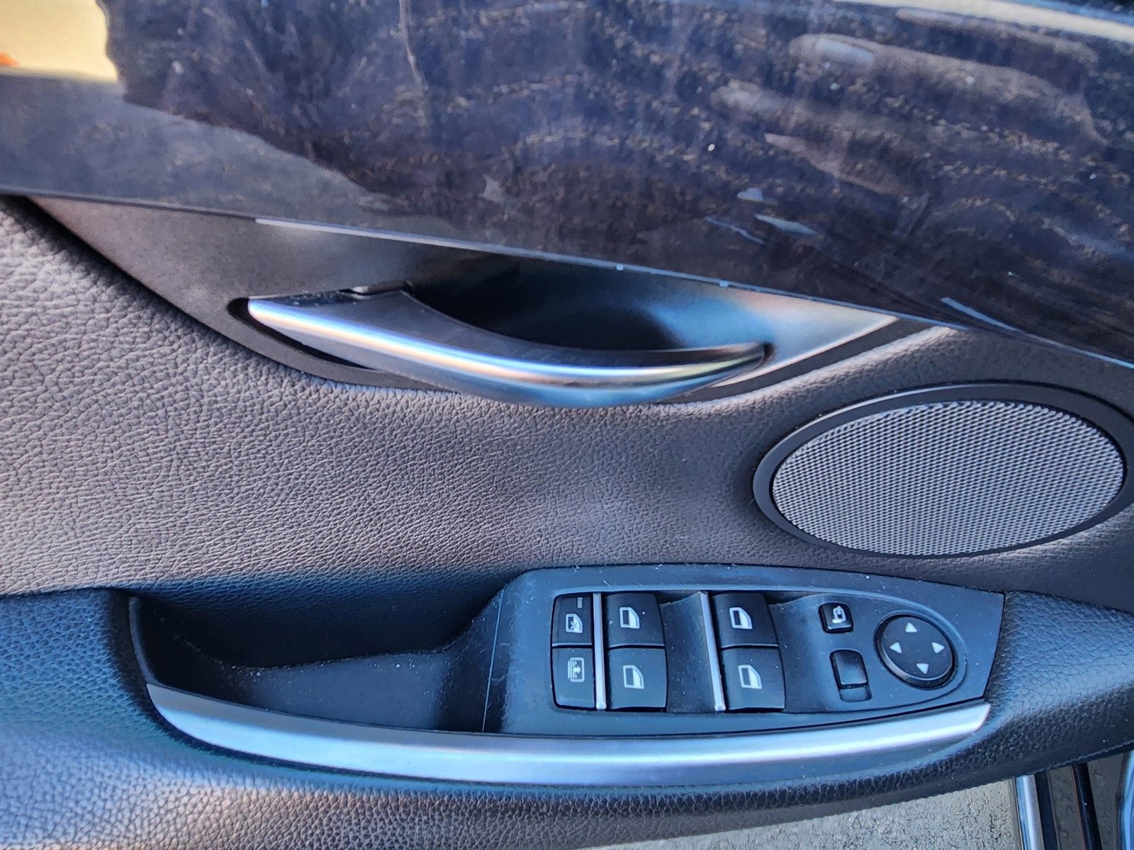 Used 2011 BMW 550i Gran Turismo image 9