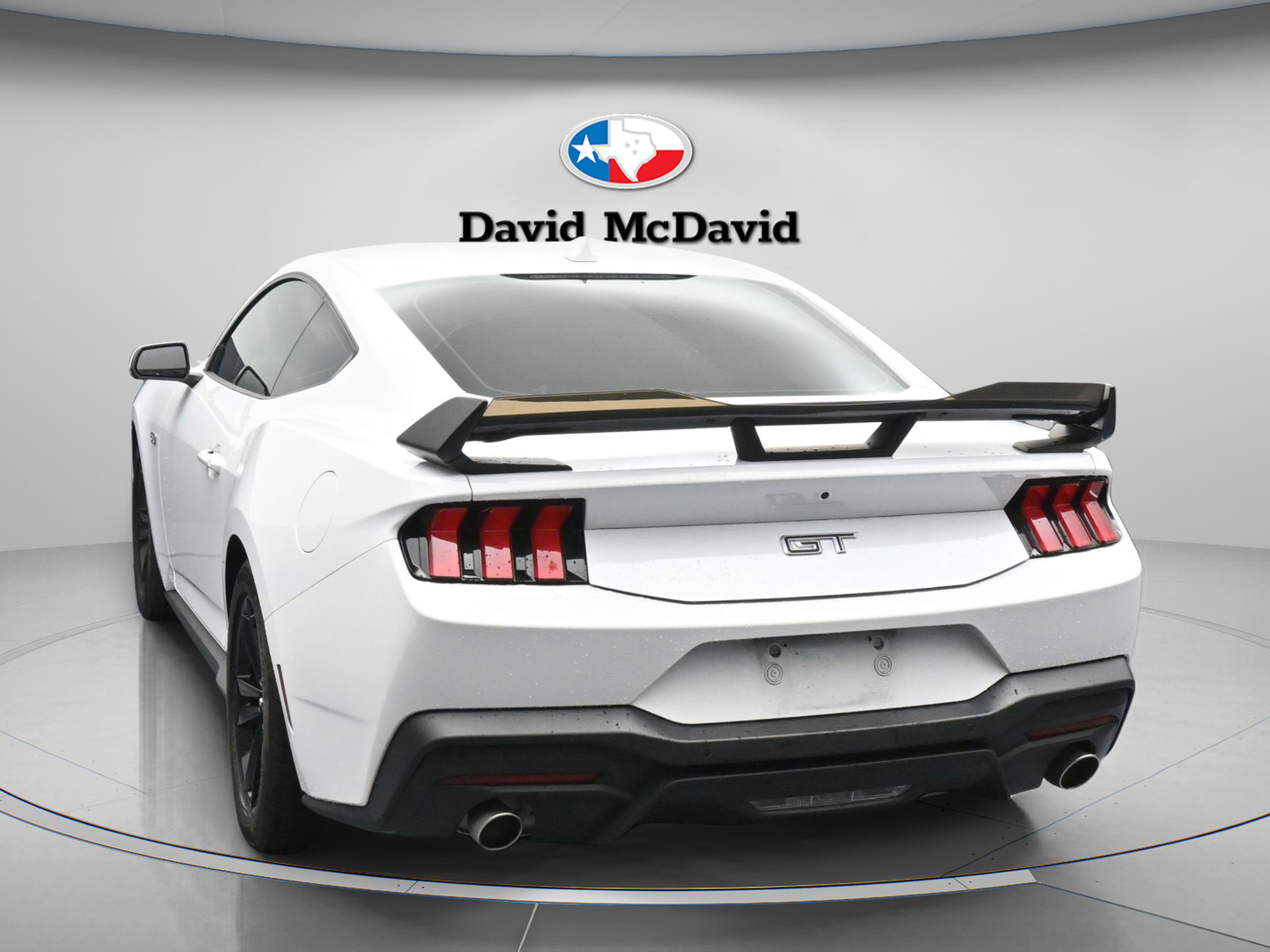 Used 2025 Ford Mustang GT RWD image 7