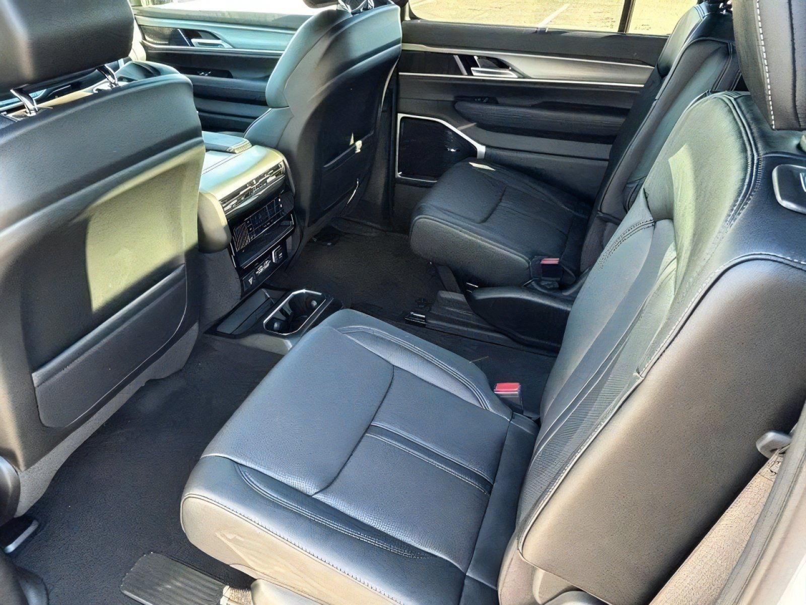 New 2026 Jeep Grand Wagoneer Limited AWD/4WD image 27