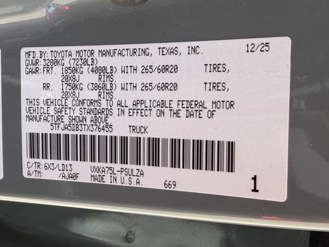 Used 2026 Toyota Tundra Limited AWD/4WD image 26