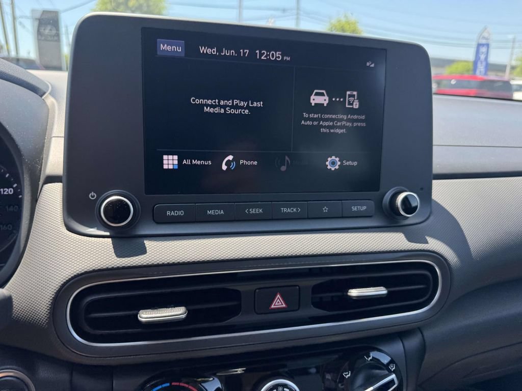 Used 2023 Hyundai Kona SEL AWD/4WD image 25