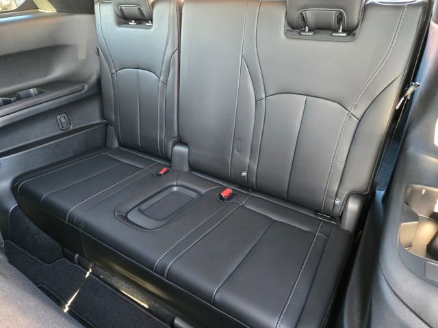 Certified 2025 INFINITI QX60 Luxe w/ Black Edition AWD/4WD image 19