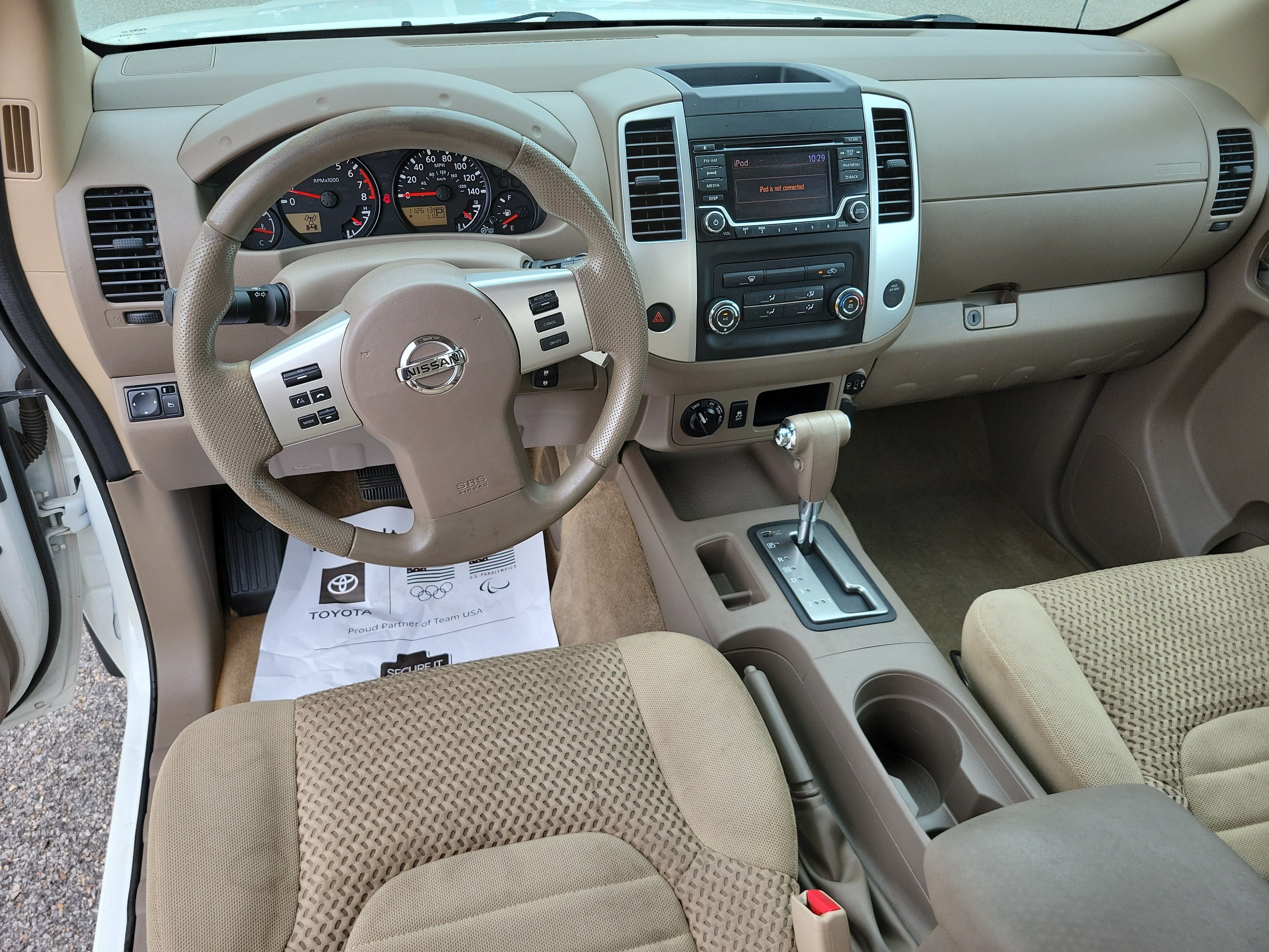 Used 2017 Nissan Frontier SV AWD/4WD image 16