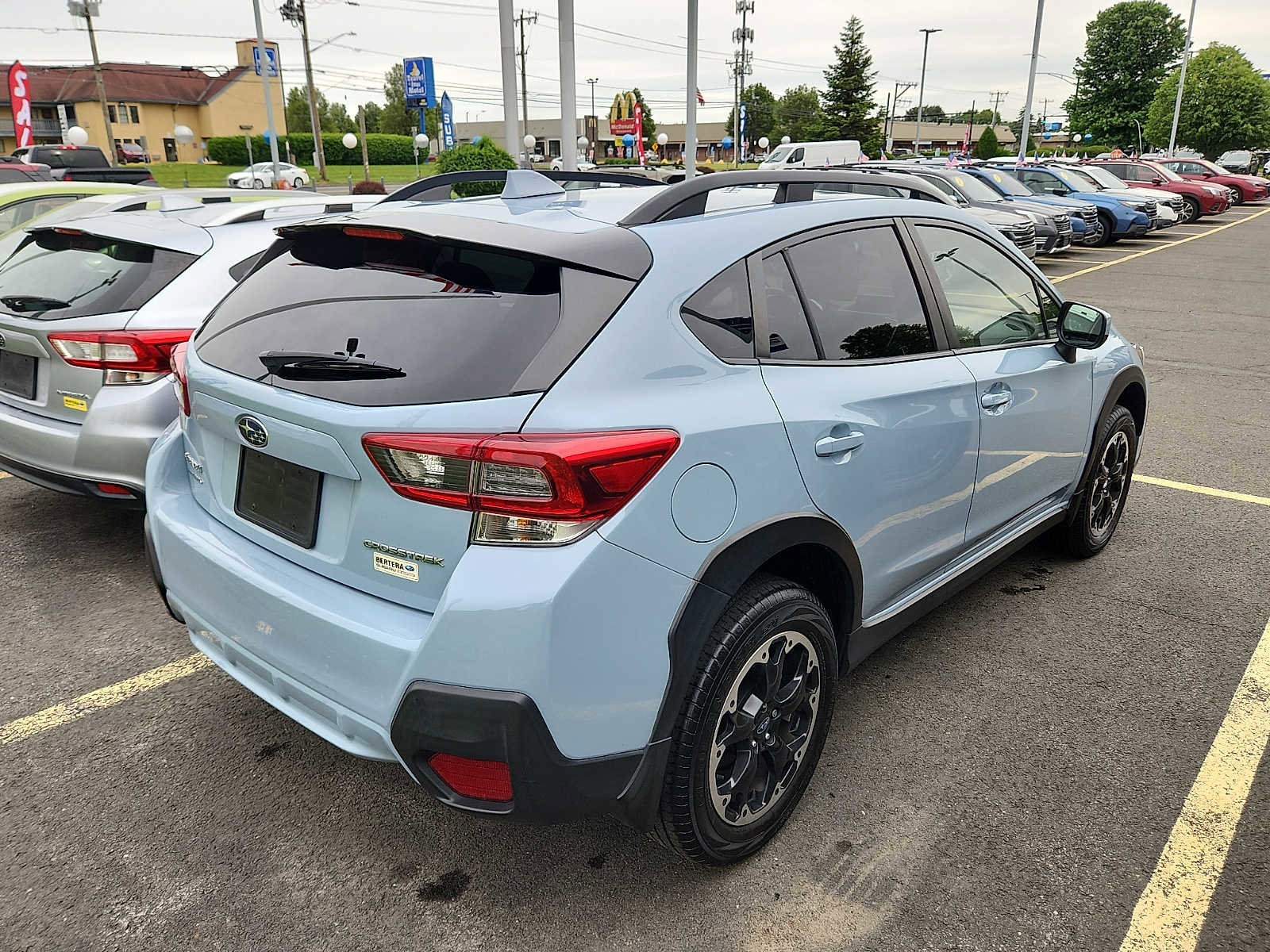 Used 2023 Subaru Crosstrek 2.0i Premium AWD/4WD image 6