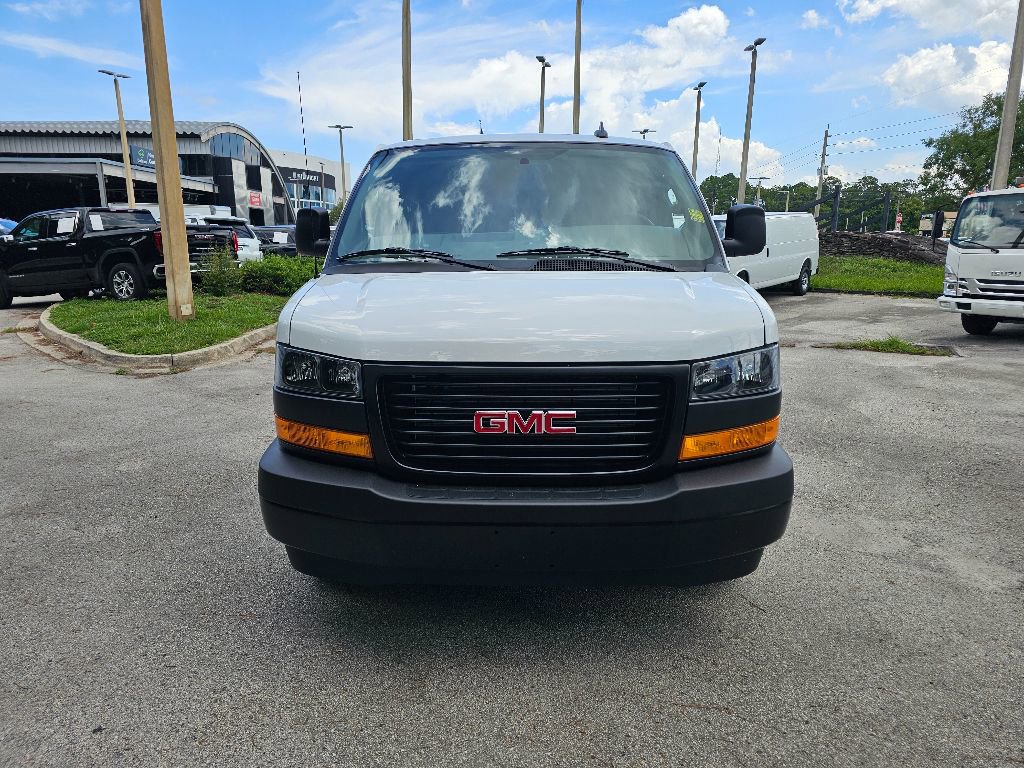 New 2025 GMC Savana 2500 w/ Driver Convenience Package RWD image 8