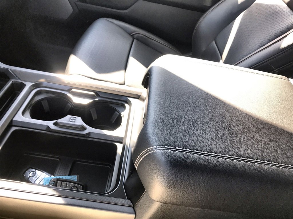 New 2026 Ford F250 Lariat w/ Chrome Package image 20