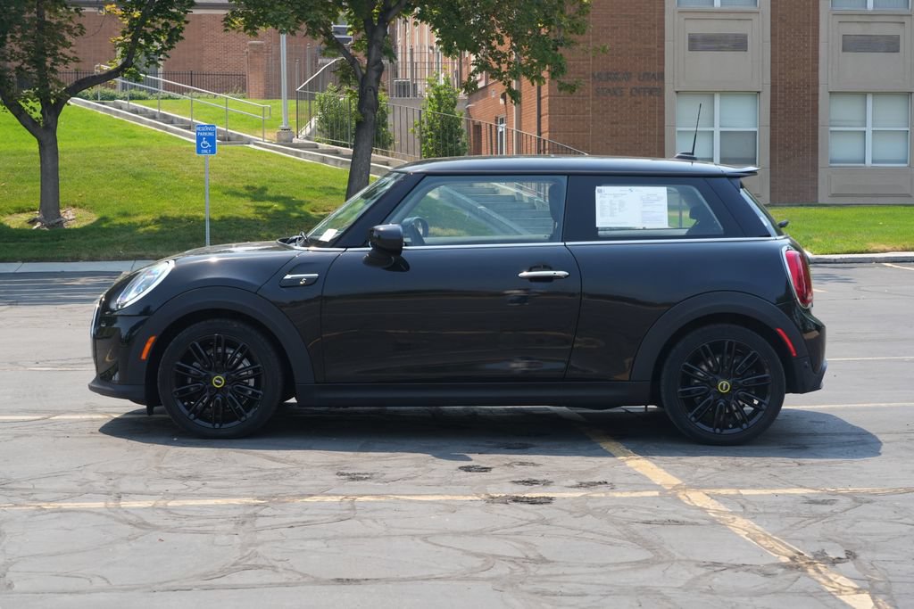 Certified 2024 MINI Cooper SE FWD image 2