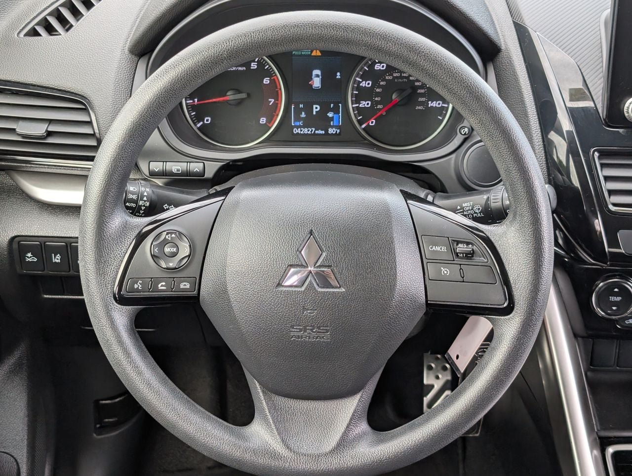 Used 2022 Mitsubishi Eclipse Cross LE AWD/4WD image 11