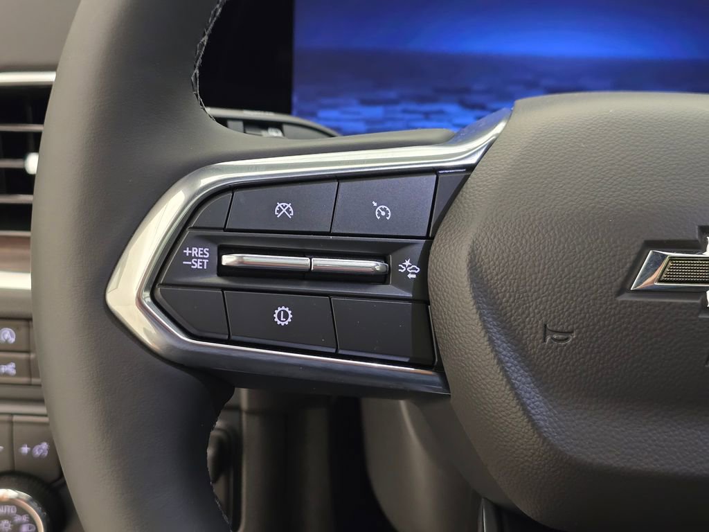 New 2025 Chevrolet Suburban Z71 w/ Z71 Off-Road Package image 14