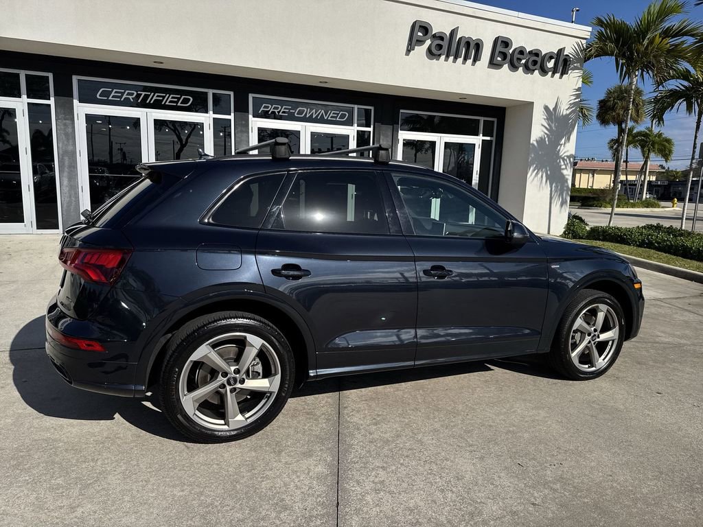 Used 2020 Audi Q5 2.0T Titanium Premium Plus w/ Premium Plus Package image 5