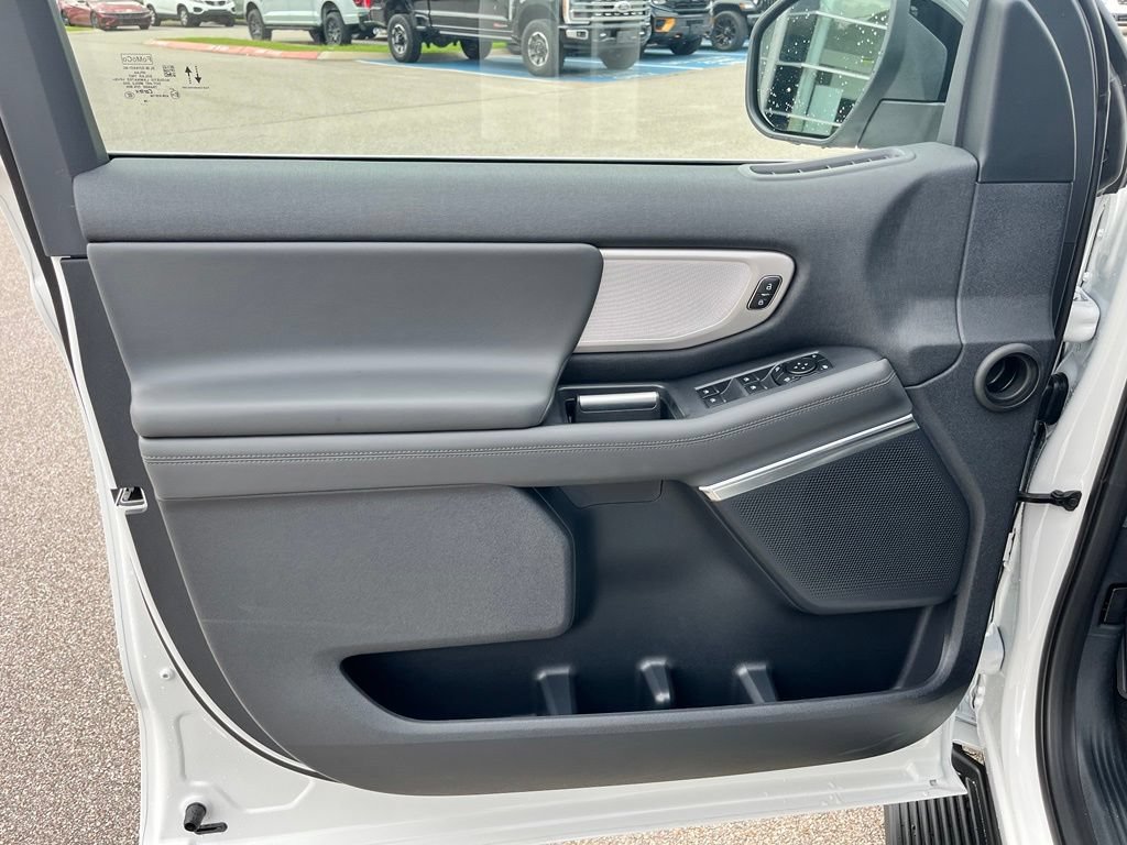 New 2027 Ford Expedition Active AWD/4WD image 12