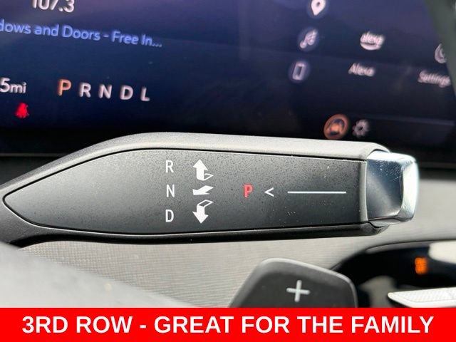 Certified 2025 Buick Enclave Preferred FWD image 25